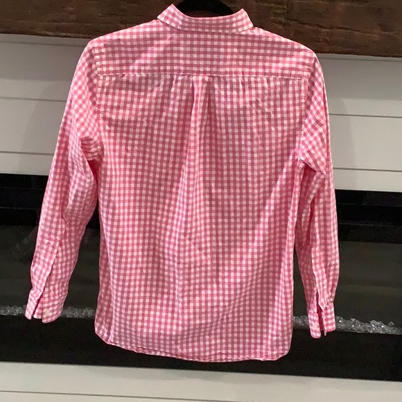 Vineyards Vines pink/white gingham button-up “Whale Shirt” EUC - Picture 3 of 4